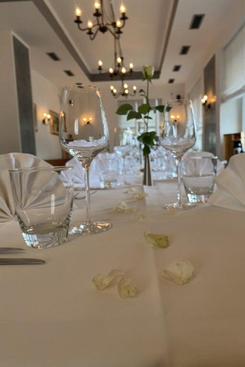 Hotel Apartments Restaurant Cala Luna Marburg Exterior photo
